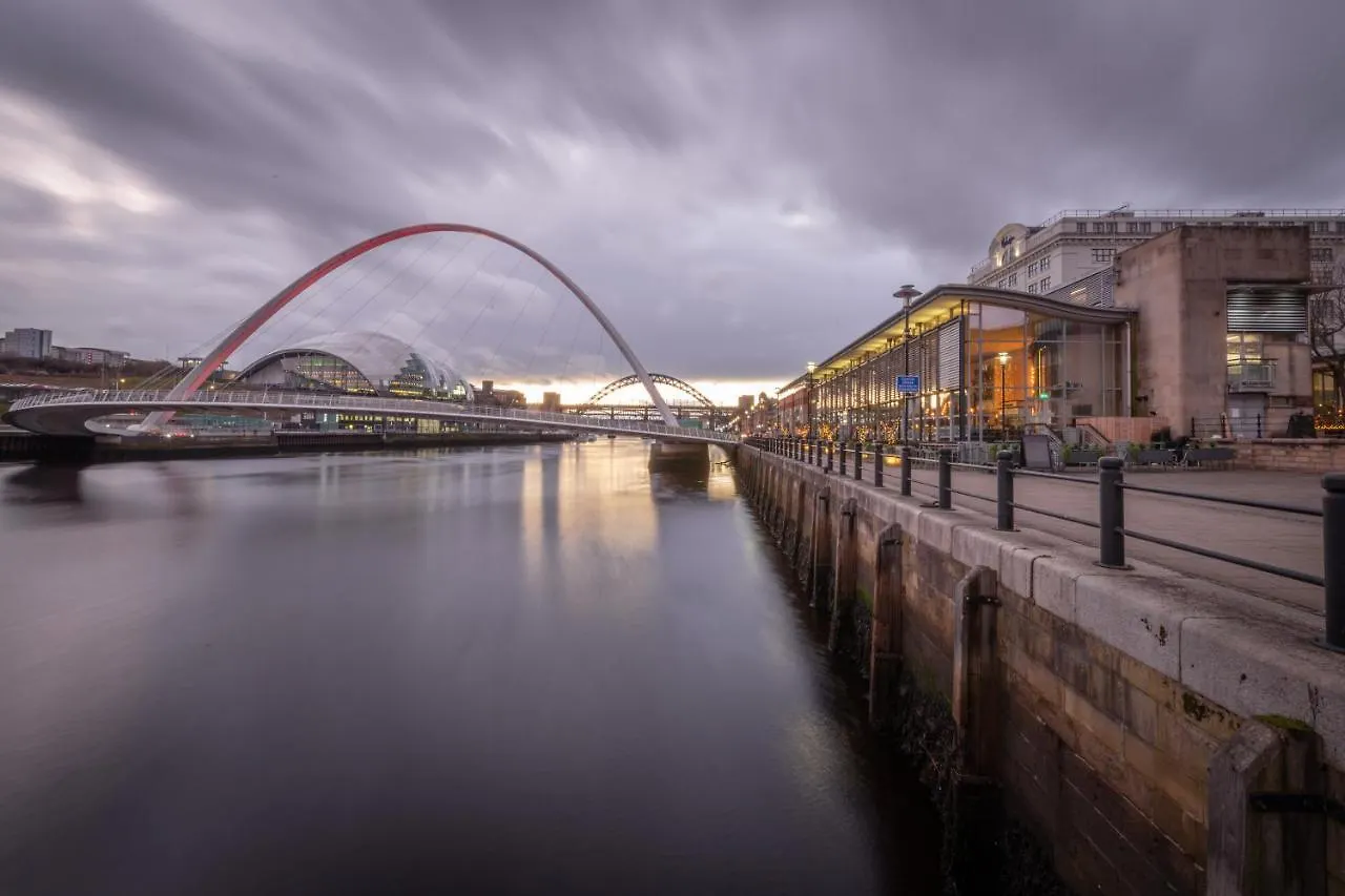 Luxury Central Newcastle Apartment 20