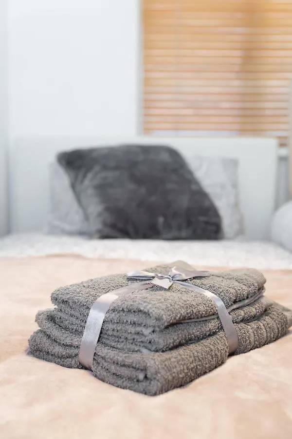 Luxury Central Newcastle Apartment 20
